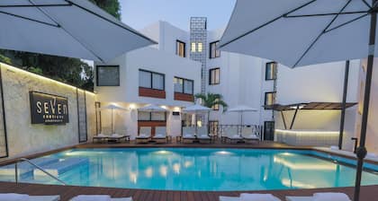 Seven Boutique Apartments CancĂșn
