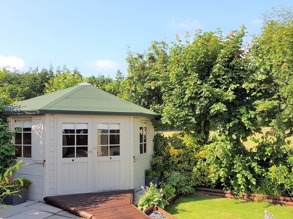 Imagen sin descripción, 1 de 8, botón