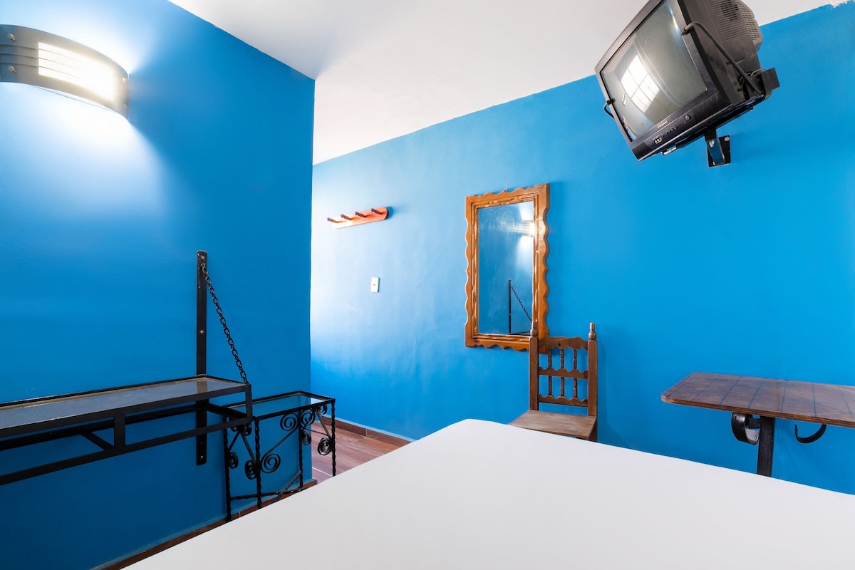 Desk, iron/ironing board, free WiFi, bed sheets