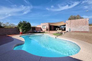 Piscine extérieure