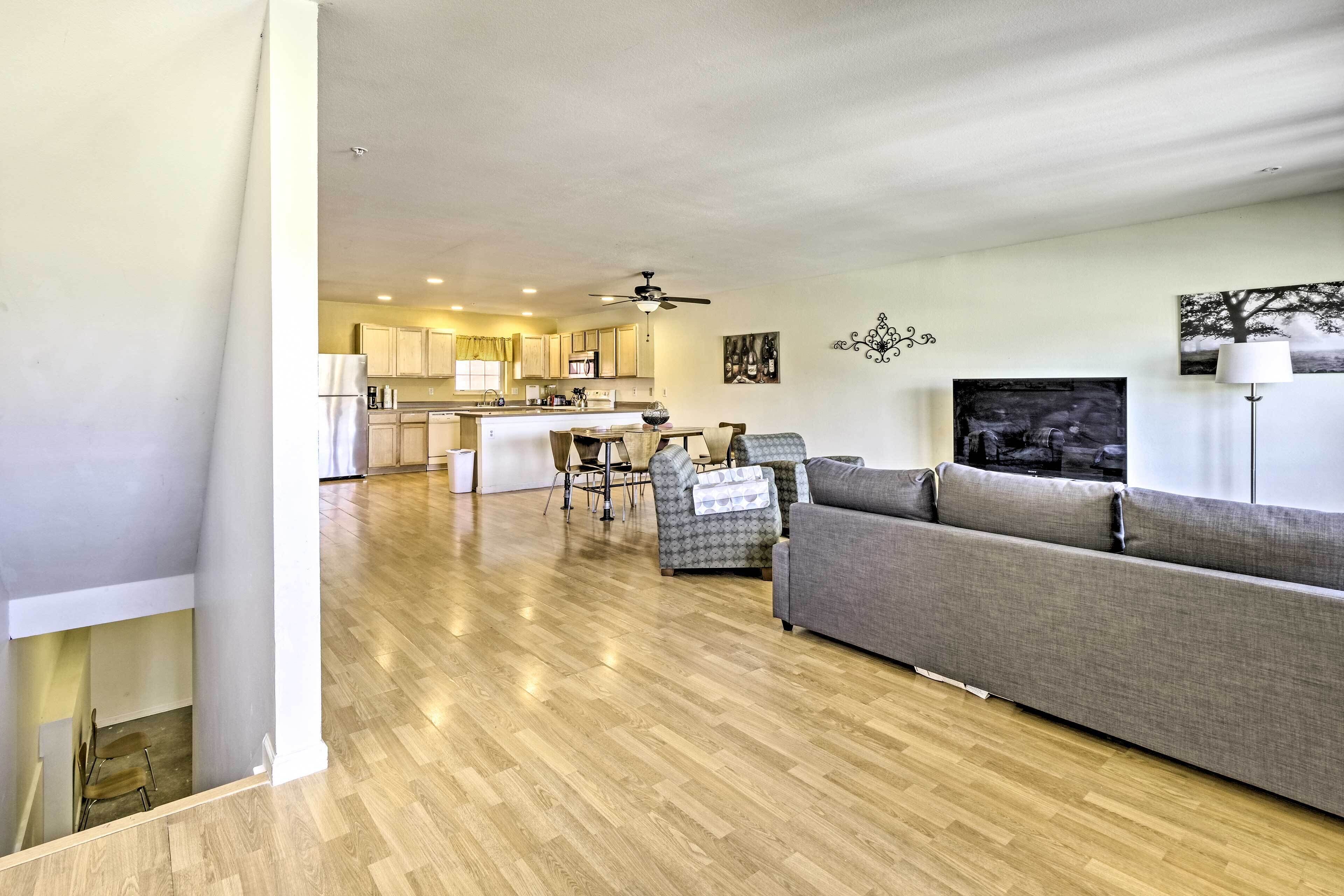 Rustic Fairplay Townhome w/ Deck & Mountain Views!