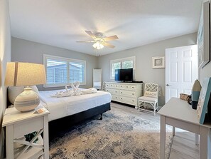 3 多间卧室、办公桌、熨斗/熨衣板、免费 WiFi