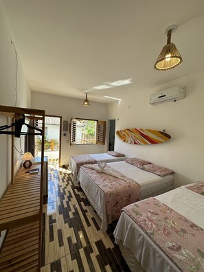 Minibar, desk, laptop workspace, free WiFi - Pousada Isabel (Jijoca de Jericoacoara)