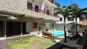 Quarto casal superior, 1 cama de casal | Vista do quarto