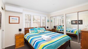 3 bedrooms, free Internet, bed sheets