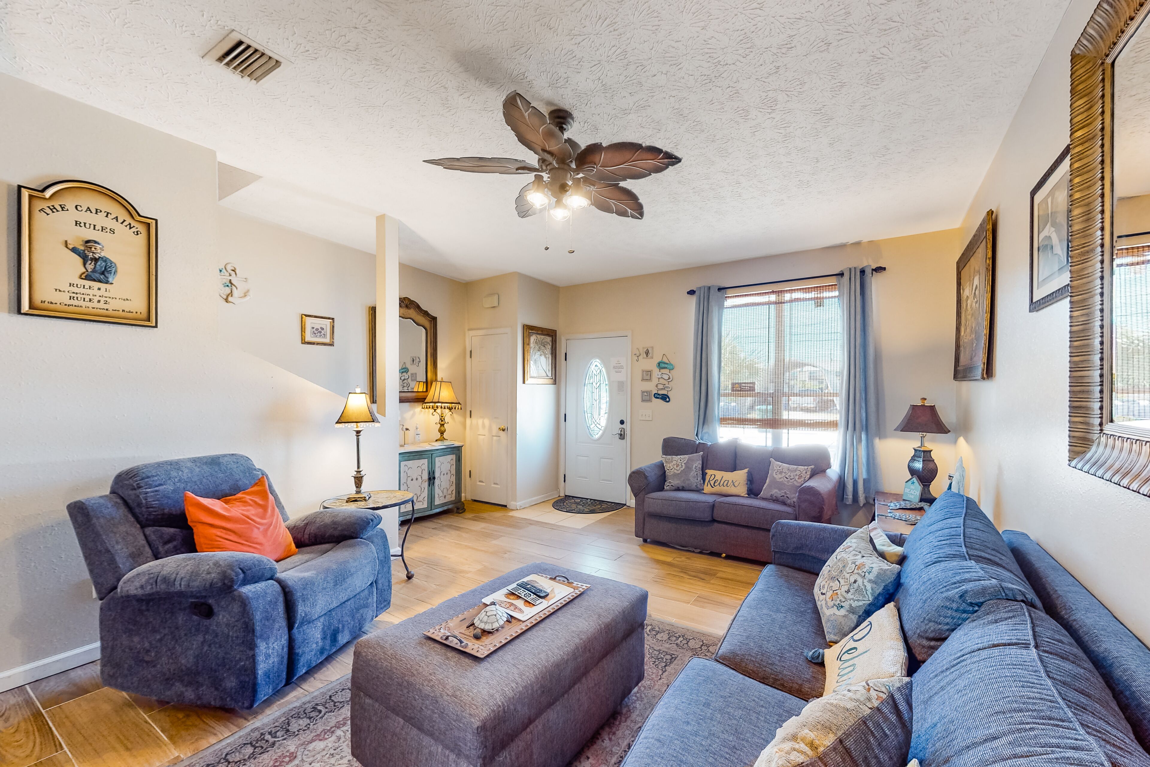 Lovely coastal home close to the beach and everything!