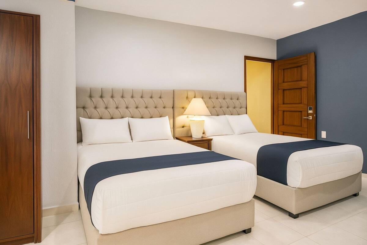 suite | 1 bedroom, premium bedding, down duvets, select comfort beds