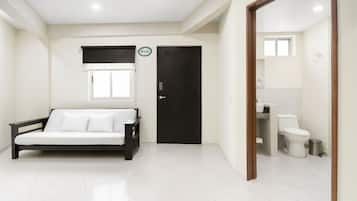 Quadruple Room | Interior