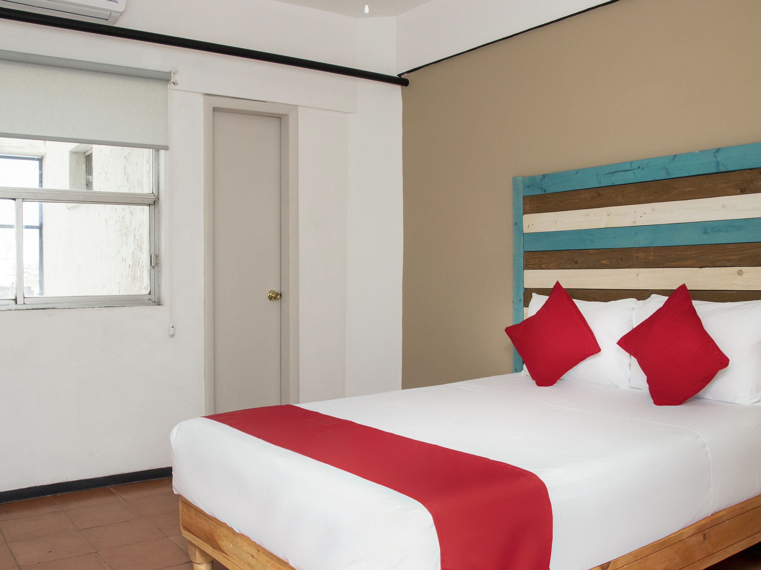 Foto - Hotel Allende 104