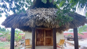 Bed sheets - Mangrove King Fishing Lodge (Tenabo)