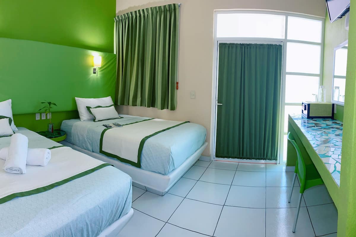 1 bedroom, in-room safe, free WiFi, bed sheets