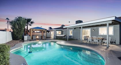 BluMoon-Private Pool- Fire Pit- Mins 2 Scottsdale Quarter