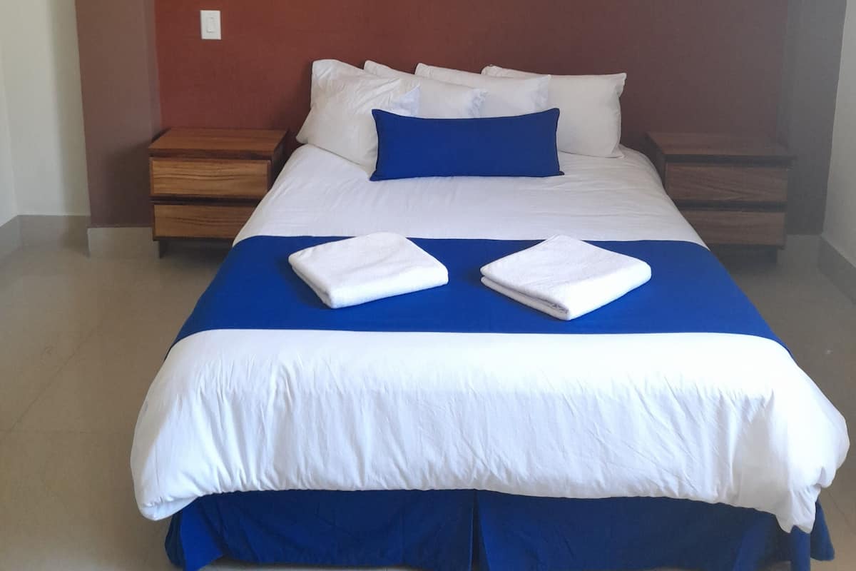 Superior Room, 1 Bedroom (F)