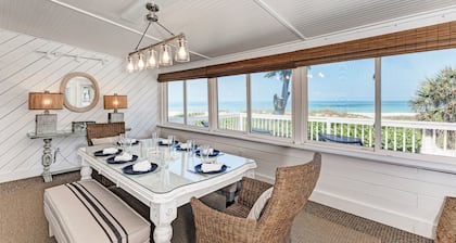 DodtHouse1,2,3 Directly on the Beach - By Island Real Estate Vacations