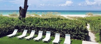 DodtHouse1,2,3 Directly on the Beach - By Island Real Estate Vacations