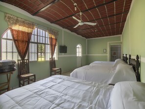 Standard Room, Multiple Beds