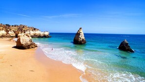 Beach nearby - Villa Maria I (Alvor)