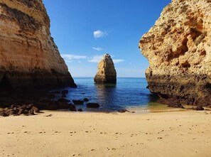Beach nearby - Villa Maria I (Alvor)