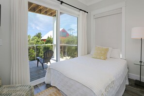 4 camere, Wi-Fi gratuito, lenzuola