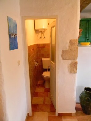 Ferienhaus (Two Bedroom House with Terrace) | Badezimmer