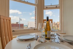 公寓 (2 Bedrooms) | 飯廳