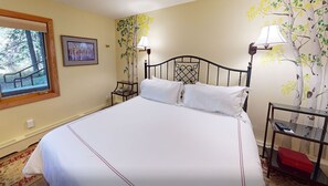 1 bedroom, internet, bed sheets