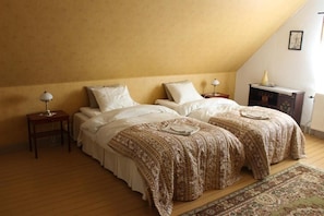 Down duvets, individually decorated, individually furnished, desk