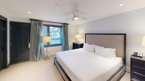 3 bedrooms, Internet, bed sheets - Diamond Condo @ Manor Vail - Free Breakfast! (Vail)