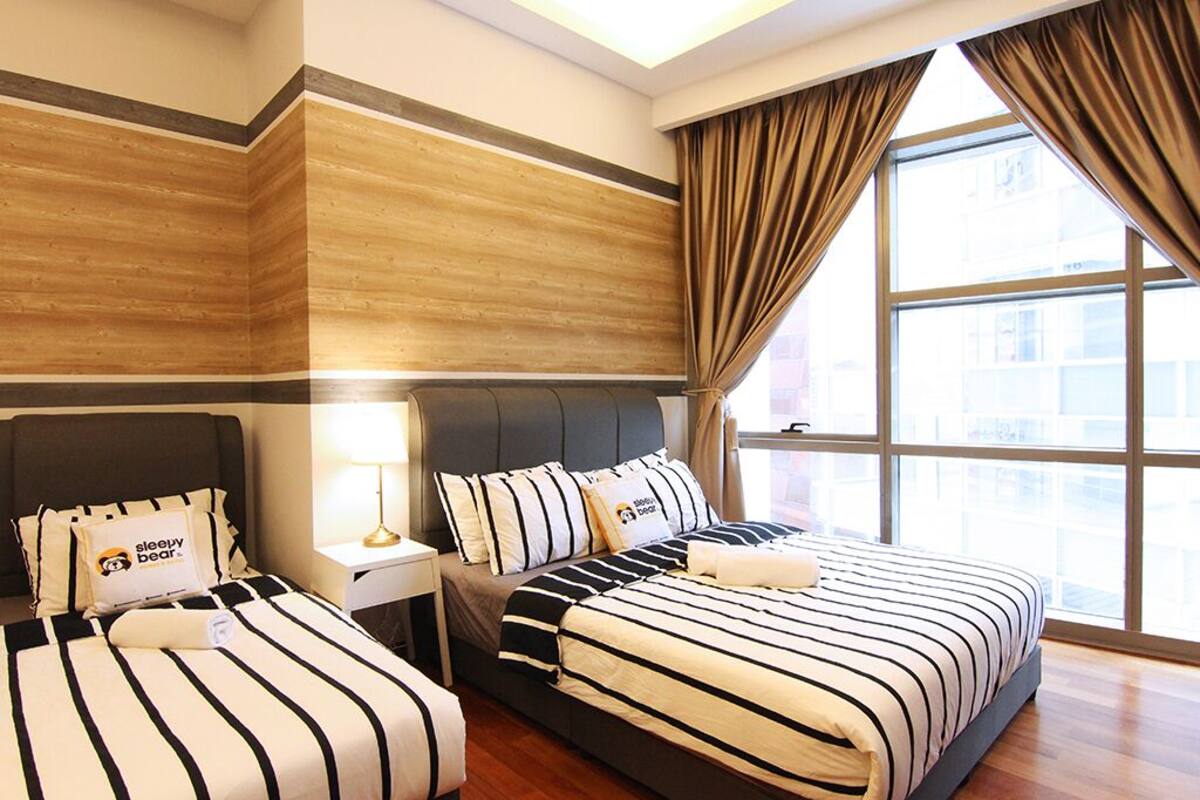 City Apartment, 2 Bedrooms (A-05-12)