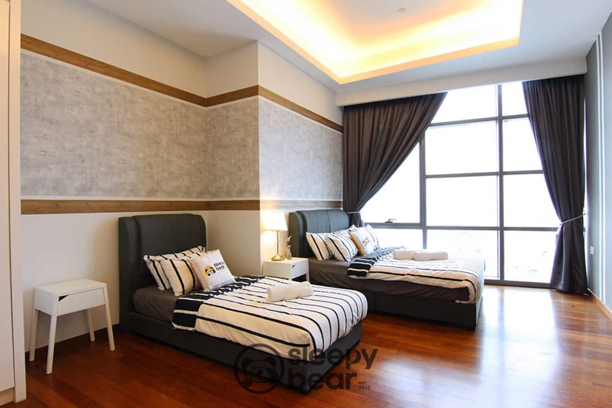 Comfort Apartment, 2 Bedrooms (A-05-12) | 2 bedrooms, iron/ironing board