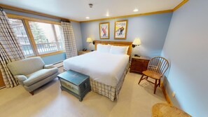 2 bedrooms, internet, bed sheets - Manor Vail Condo - Breakfast + Hskping Included (Vail)