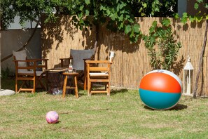 Children's play area - outdoor - Nikos Studios (Zakynthos)