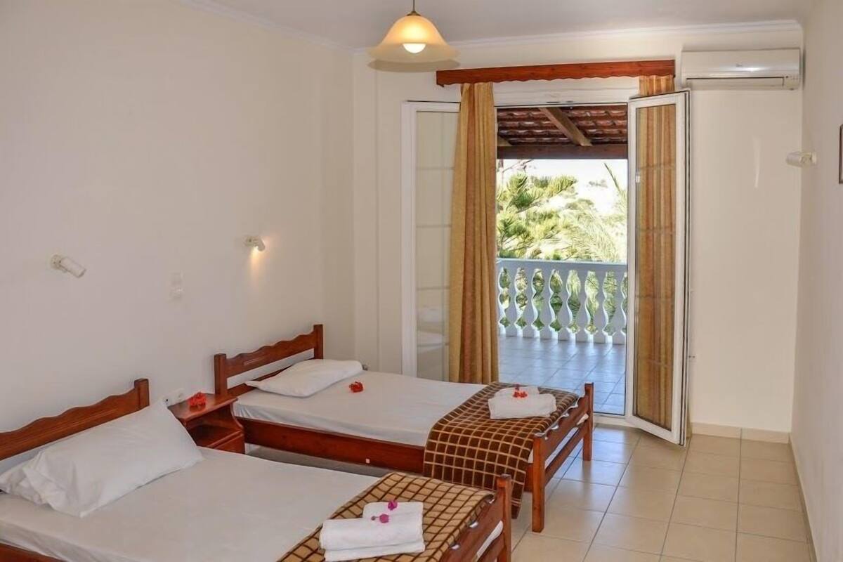 Apartment, Sea View | 2 bedrooms, soundproofing, free cots/infant beds, free WiFi