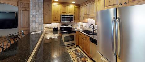 Refrigerador, microondas, horno, placa de cocina