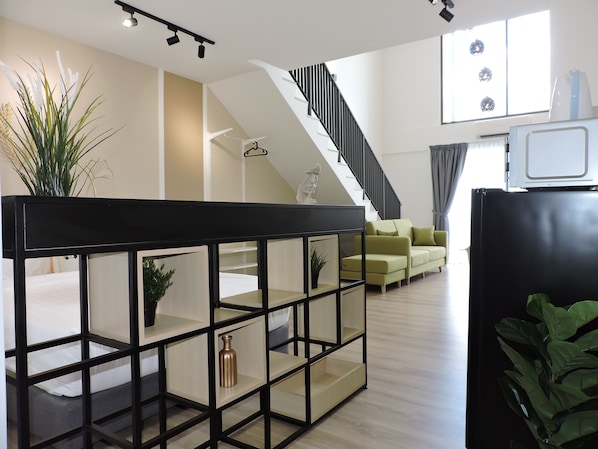 Comfort Duplex, 1 Bedroom | Living area