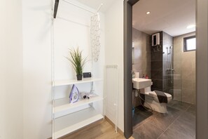 Toetasjesleilighet – comfort, 1 soverom | Bad | Dusj, hårføner, håndklær og sjampo