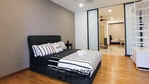 Apartment, 2 Bedrooms (C-20-3A) | Iron/ironing board, WiFi (free)