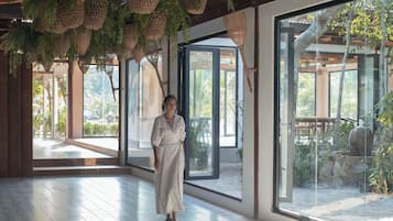 Spécialités Cuisine locale et internationale
