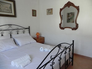 Leilighet, 2 soverom | 2 soverom og barnesenger (inkludert)