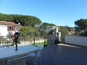 Apartment, 2 Schlafzimmer | Terrasse/Patio