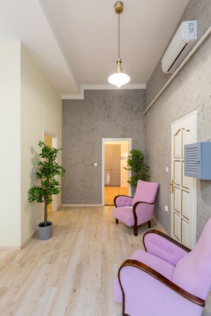 Living area - Blue Bird Apartment (Budapest)