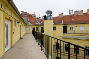 Apartment | Balkon