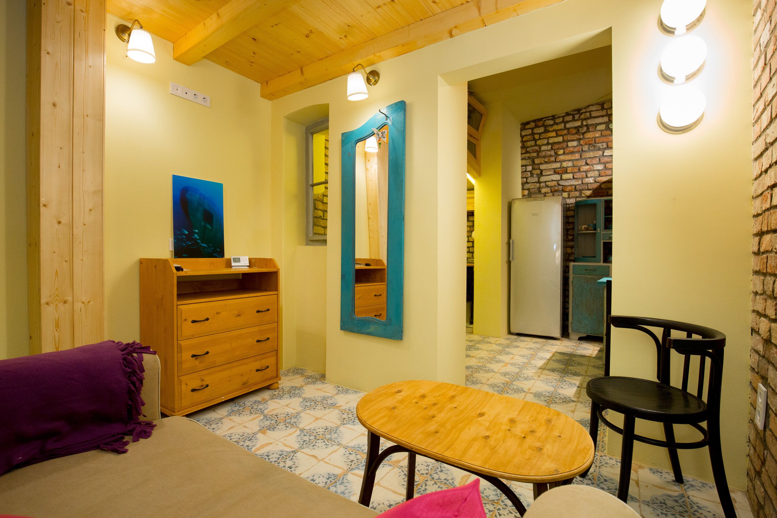 Apartment (Split Level) | Living area