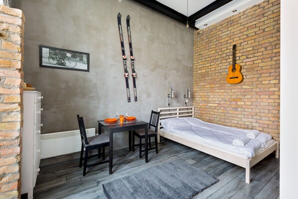 Studio Apartment | Wi-Fi gratuit, draps fournis