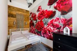 Luxury Apartment | 1 bedroom, free WiFi, bed sheets