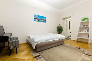 Apartment | 2 Schlafzimmer, Bügeleisen/Bügelbrett, kostenloses WLAN, Bettwäsche