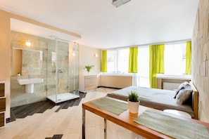 Bathroom shower - Riverhood Apartment (Budapest)