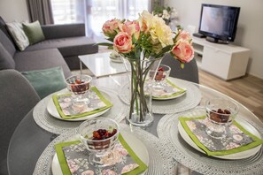 Apartment | In-room dining