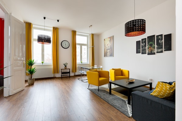 Luxury Apartment | Living area