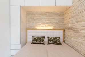 Apartment | 1 bedroom, free WiFi, bed sheets